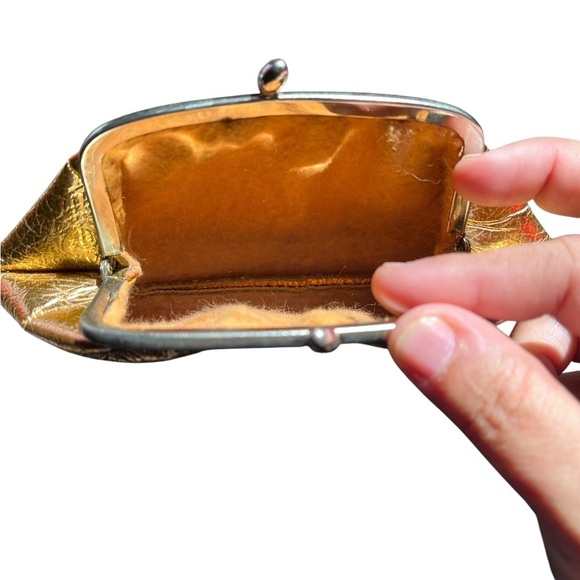 VINTAGE Elegant Gold Coin Bag - Picture 2 of 2